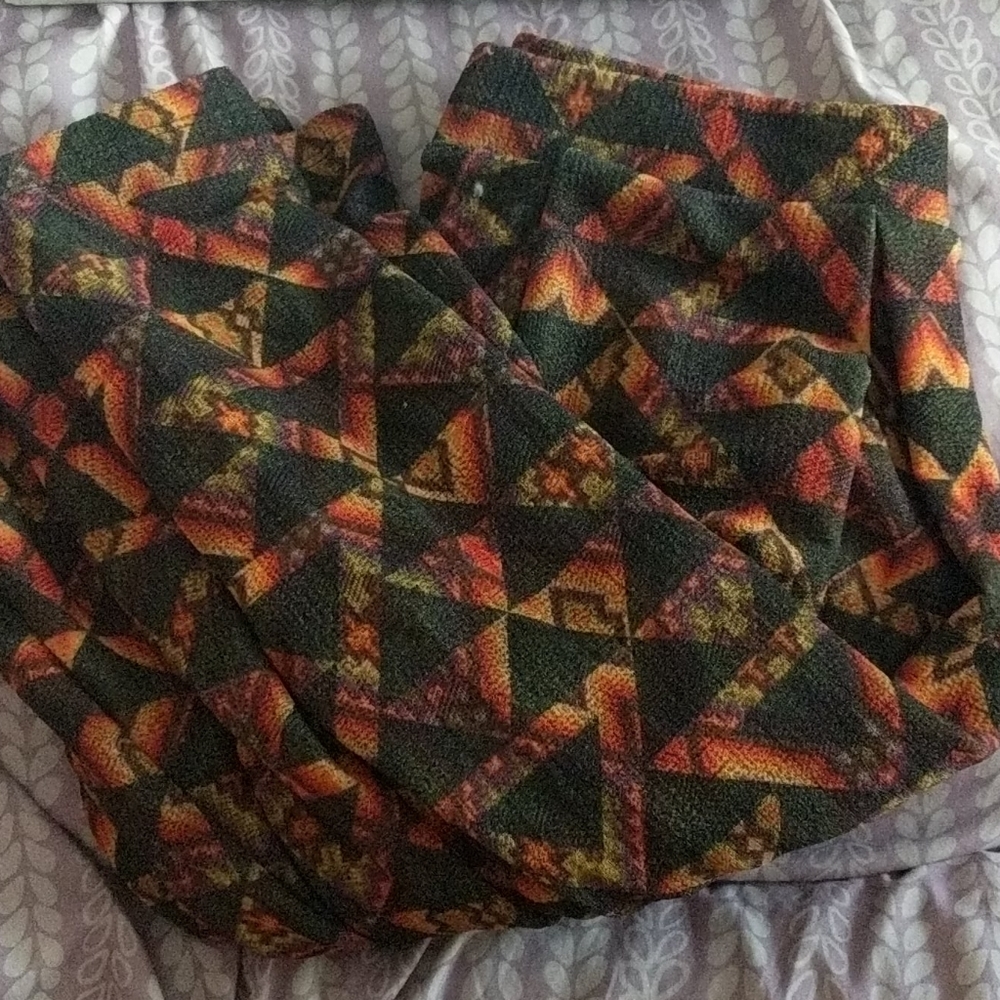XS Lularoe Madison Skirt